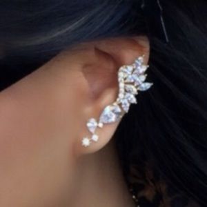 💖Free w/ Purchase💖CZ Ear Cuff